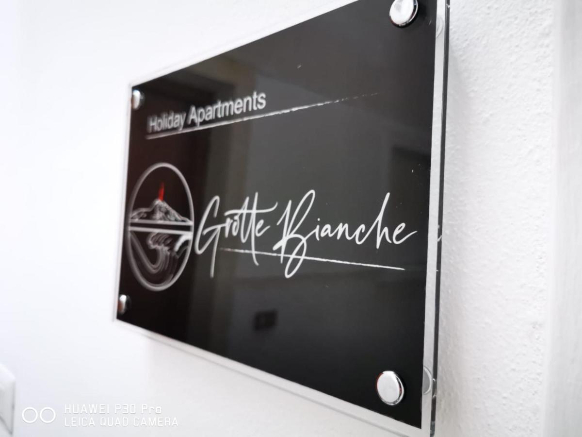 Centre Apartment Grotte Bianche 2 CTA Eksteriør bilde